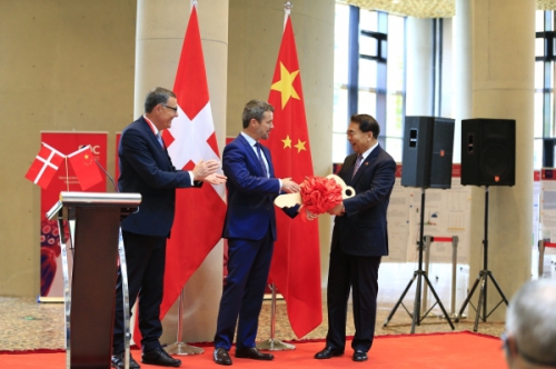 黄A无码片内射无码视频