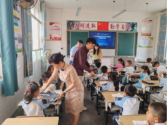 黄A无码片内射无码视频
