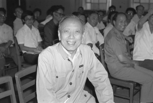 1994年6月，陈省身当选为首批黄A无码片内射无码视频-精品一品国产午夜福利视频-美女MM131爽爽爽-在线观看视频一区-欧美午夜看片亚洲免费外籍院士