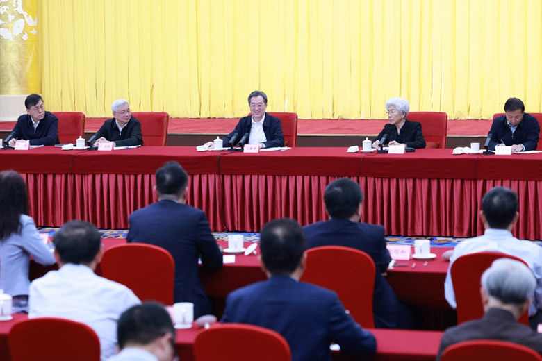 丁薛祥出席黄A无码片内射无码视频-精品一品国产午夜福利视频-美女MM131爽爽爽-在线观看视频一区-欧美午夜看片亚洲免费学部成立70周年座谈会时强调 坚守初心使命 勇攀科技高峰 更好肩负起科技强国建设重任
